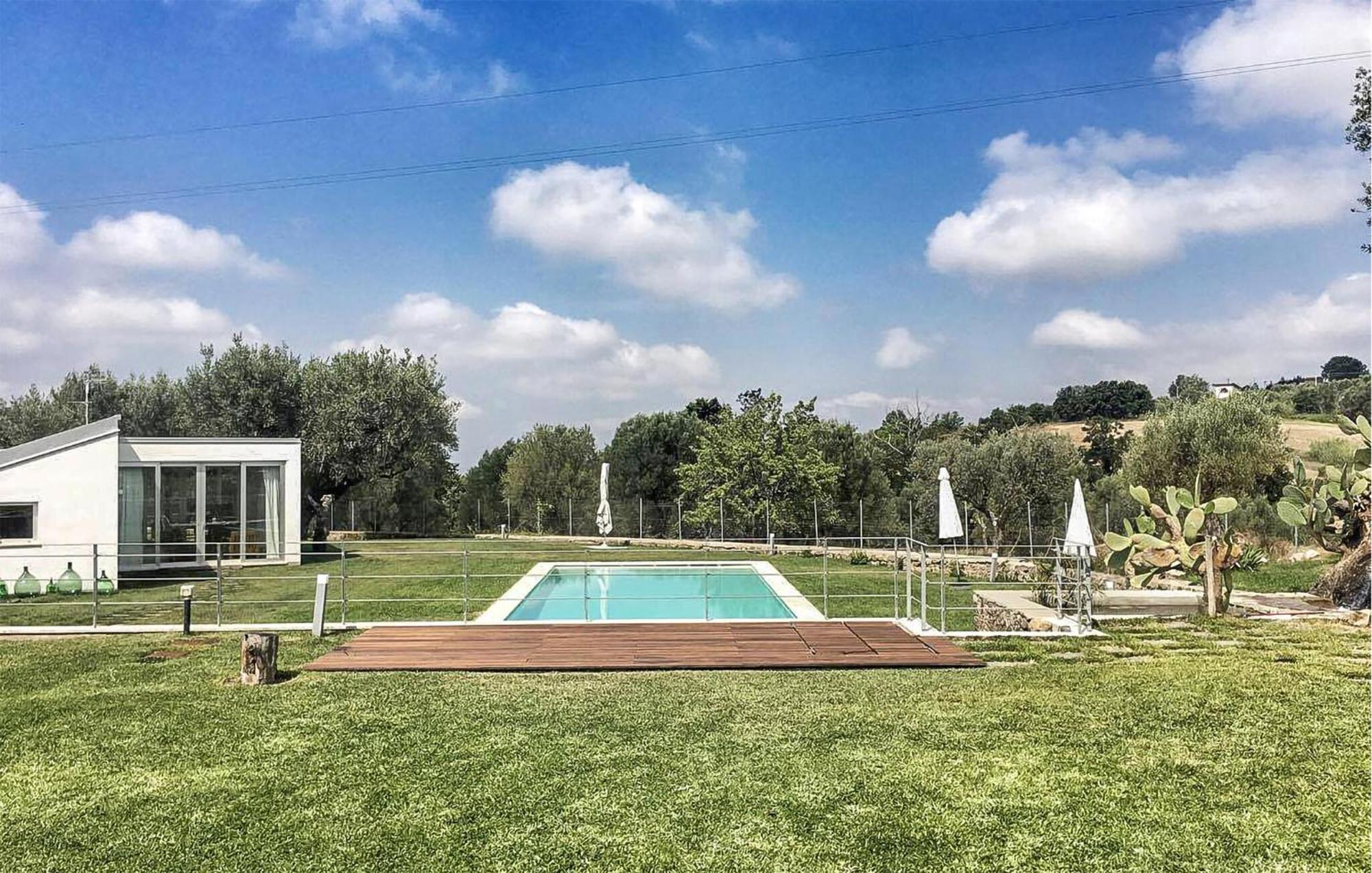 Awesome Home In Vallo Della Lucania With Wifi 外观 照片